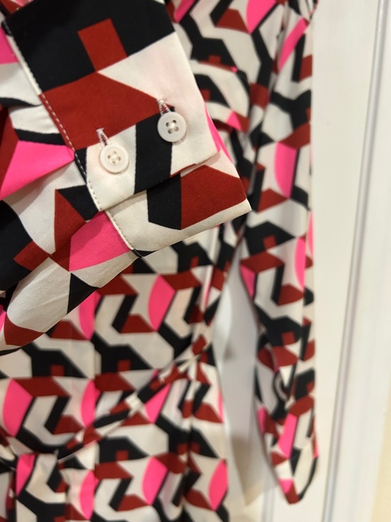 Express Geometric Print Shirt Dress in Pink & Black NWT - Picture 3 of 8